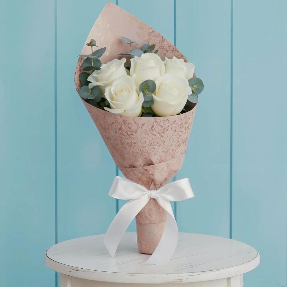 Букет контраст в Новом-Уренгое Букет цветов из: Розы в Новом-Уренгое