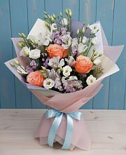 Букет Утренняя свежесть в Новом-Уренгое Букет цветов из:  Лизиантусы, Розы, Альстромерии и Гипсофила в Новом-Уренгое