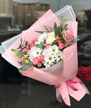 Букет цветов из:  Розы, Лизиантусы и Хризантемы в Новом-Уренгое