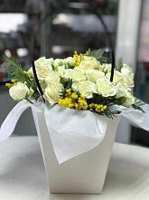 Цветочная композиция из Розы  в Новом-Уренгое