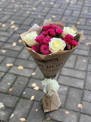 Букет цветов из: Розы в Новом-Уренгое